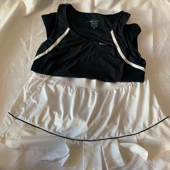 Nike Tops - Nike top and tail skirt